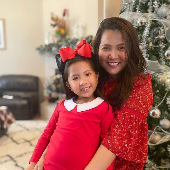 Profile Picture of Georlet Cachero (@garrieisabella) on Poshmark