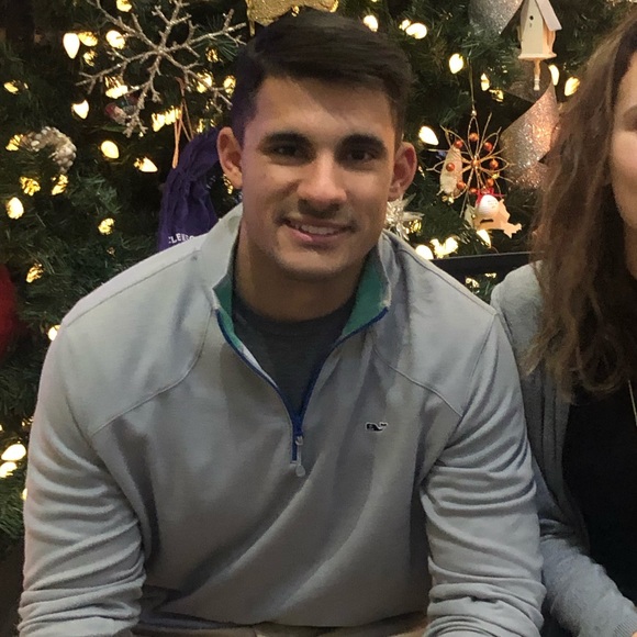 Profile Picture of Adam Harrelson (@harrelson_a) on Poshmark