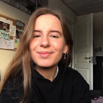 Profile Picture of Caroline Dupont (@carolinedupon10) on Twitter