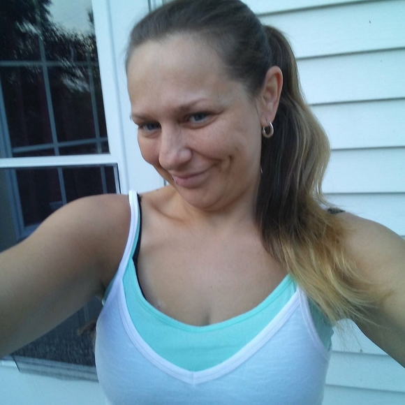 Erica Schillaci - Poshmark Profile Picture of Erica Schillaci (@ericaschillaci) on Poshmark