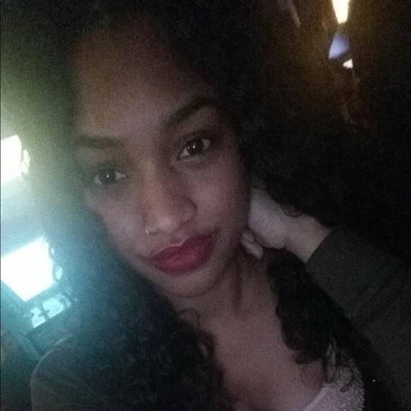 Profile Picture of Suncearea Spencer (@sunspen) on Poshmark
