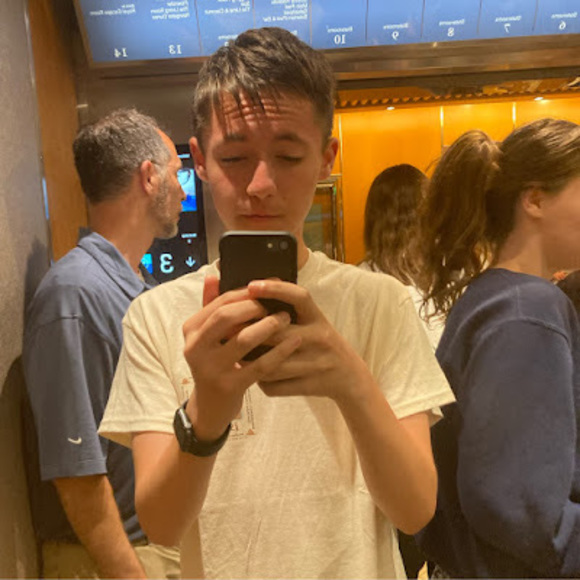 Profile Picture of Asher Graham (@ashergraham0) on Poshmark