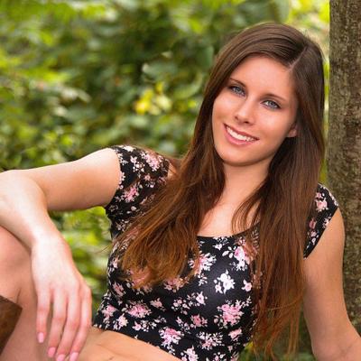 Profile Picture of Alex Manwaring (@lexy_manwaring) on Twitter