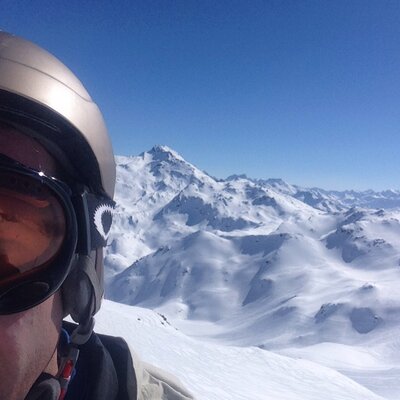 Profile Picture of Robin Owen (@owen_robowen121) on Twitter