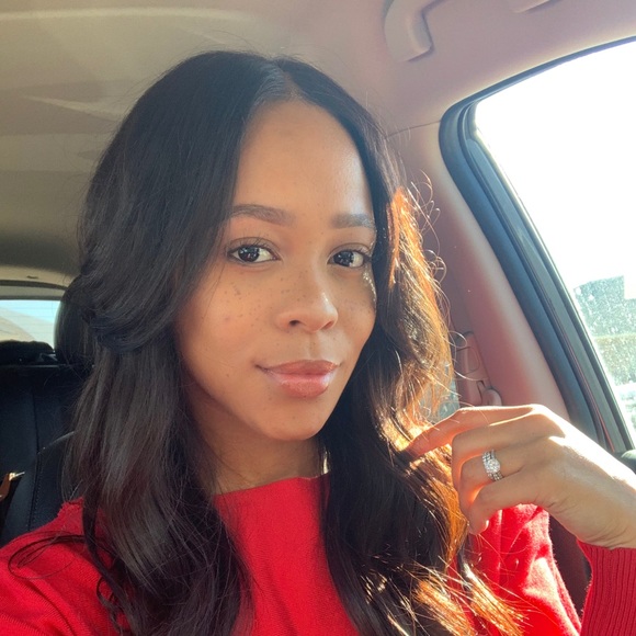 Profile Picture of Mariah Colbert (@mdcrn08) on Poshmark
