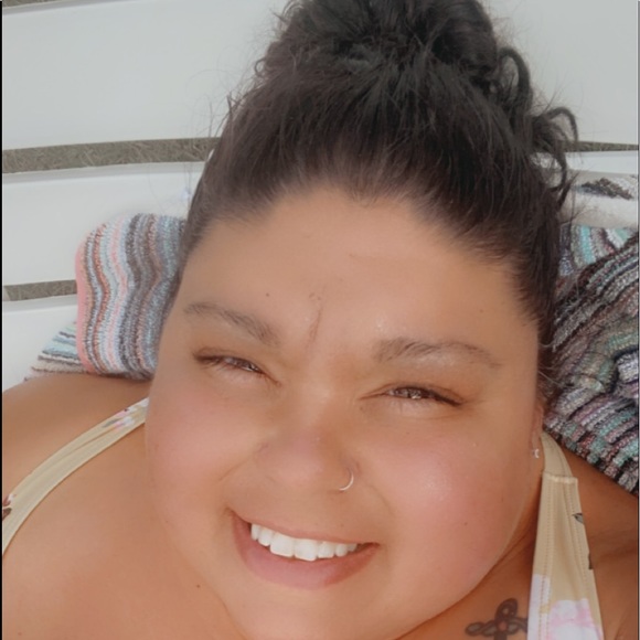 Kasie Minor - Poshmark Profile Picture of Kasie Minor (@kasieminor) on Poshmark