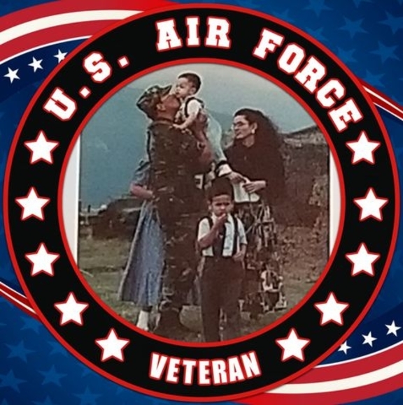 Profile Picture of Lucy Rivera (@riverale64) on Poshmark