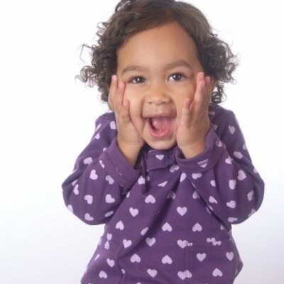 Profile Picture of Amanda Andries (@NYCFrugalMama) on Twitter