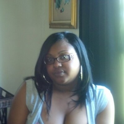 Profile Picture of Whitney Dotson (@iyaranae) on Twitter