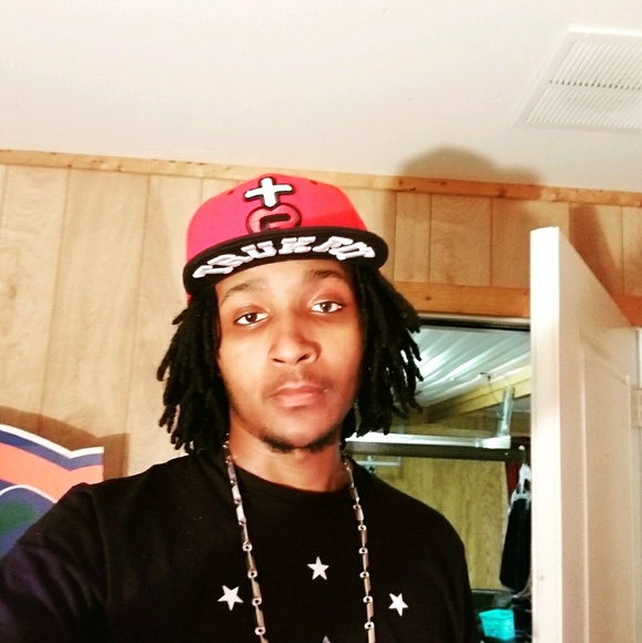 Profile Picture of Jimmy Forbes (@soflorida863) on Poshmark