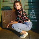 Profile Picture of lisaslifeinsquares (@lisaslifeinsquares) on Instagram
