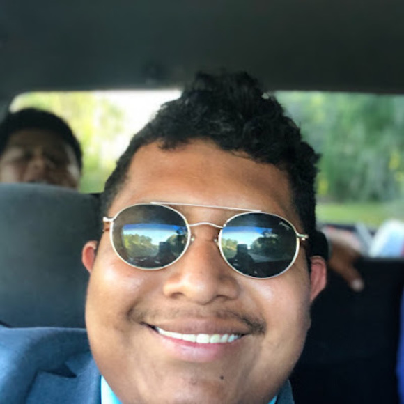 Profile Picture of Bryan Rojas (@bryanrm9810) on Poshmark