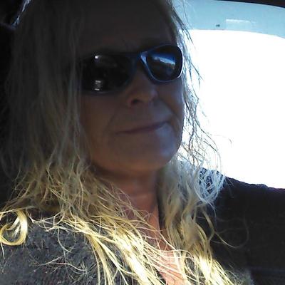 Profile Picture of Teresa Henry (@teresahenry1962) on Twitter