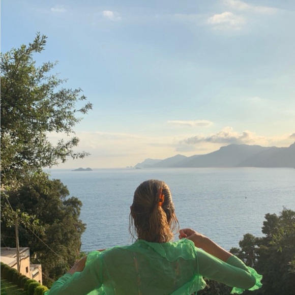 Profile Picture of Angelina Cisilino (@angelinacis) on Poshmark