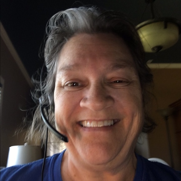 Profile Picture of Theresa Reagh (@trea1) on Poshmark