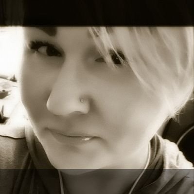 Profile Picture of Debbie Layton enough is enough.🌎💙 (@layton_winter) on Twitter