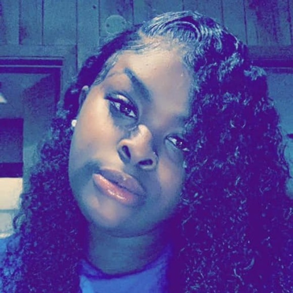 Profile Picture of Bryaneasia Phillips (@bryaneasiap) on Poshmark