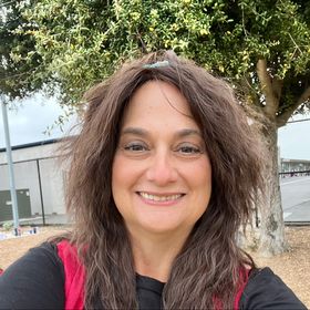 Profile Picture of Carolyn Coccomo Champen (@coccomo) on Pinterest