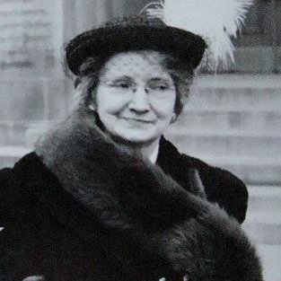 Profile Picture of Mary Hackett Graham (@Hackett_Graham1) on Twitter