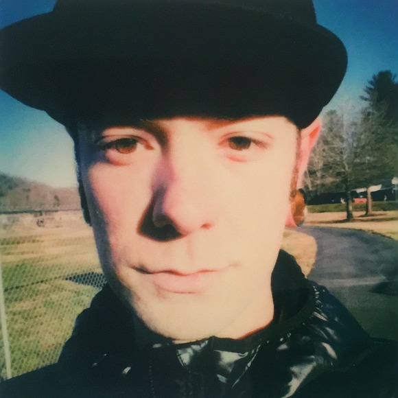 Profile Picture of Jimmy Raines (@jimmyraines25) on Poshmark