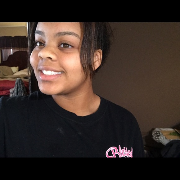 Profile Picture of Jasmine Walden (@jasminewalden) on Poshmark