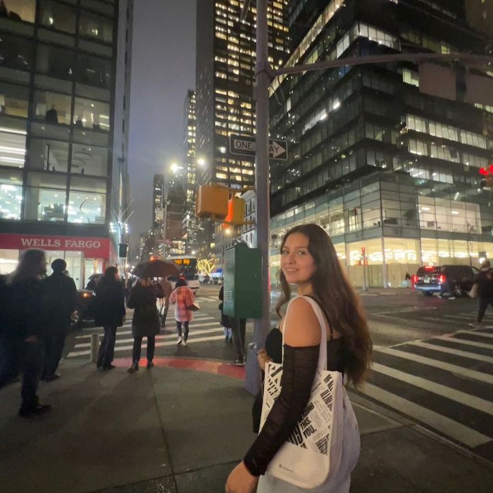 Profile Picture of   LOL 😭| | with Music Do It... (@kayrelll) on Tiktok