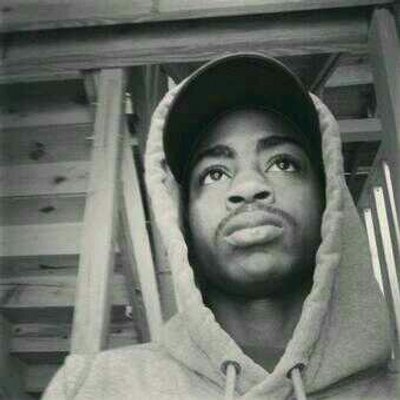 Profile Picture of Darnell Thomas (@DarnellThomas13) on Twitter