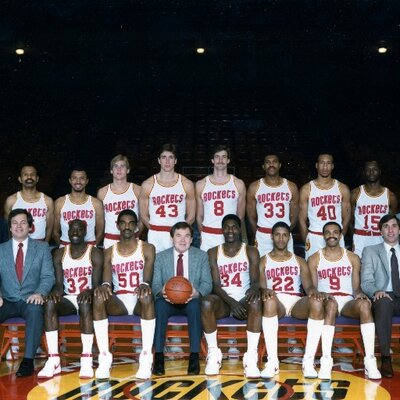 Profile Picture of Jim Petersen (@JimPeteHoops) on Twitter