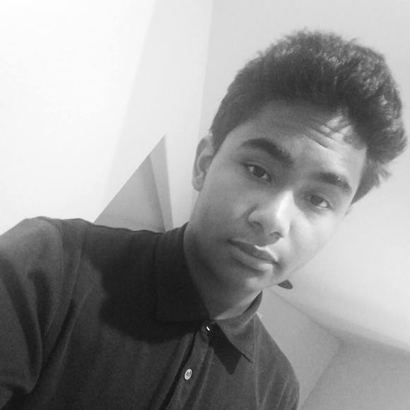 Profile Picture of Carmelo Gutierrez (@melo11one) on Poshmark
