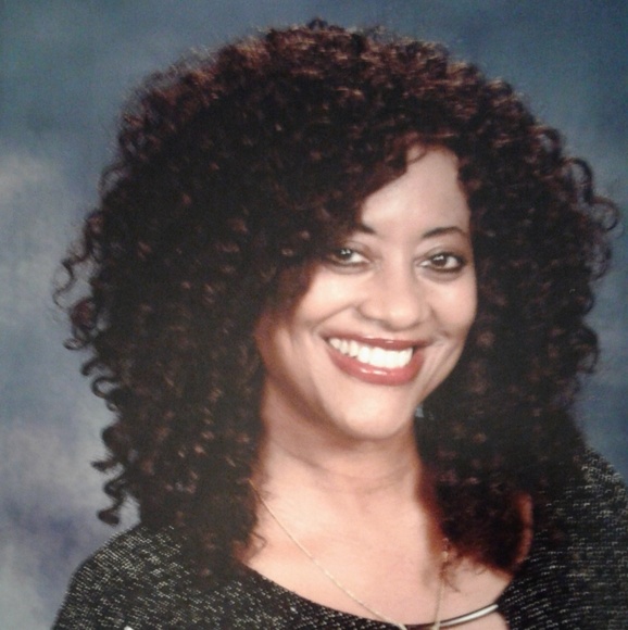 Profile Picture of Joyce Reynolds (@18special) on Poshmark