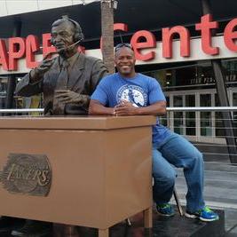 Profile Picture of Richard (@riverbro) on Twitter