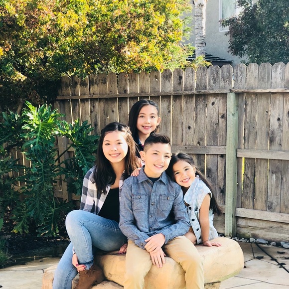 Profile Picture of Chris Huerta (@cj_h185) on Poshmark