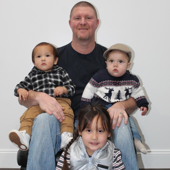 John Holsopple - Poshmark Profile Picture of John Holsopple (@jrholsopple) on Poshmark