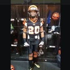 Profile Picture of Jonathan Lyles (@jay_lyles20) on Twitter