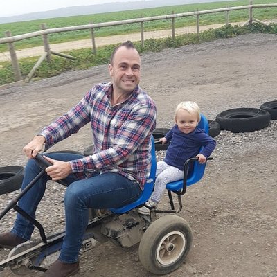 Profile Picture of James Marchant (@JamesMarchant1) on Twitter