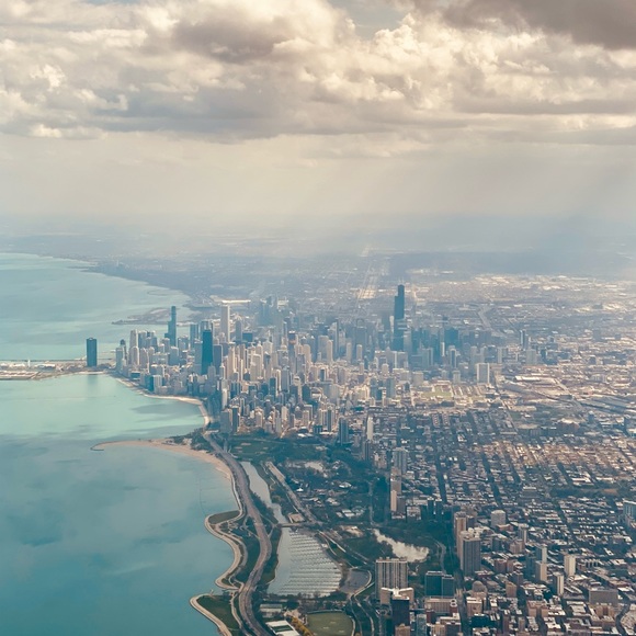 Profile Picture of Calli Verkamp (@cmverkamp) on Poshmark