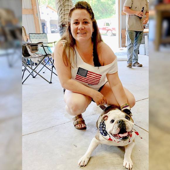 Profile Picture of Danielle Dolata (@dannispencer04) on Poshmark