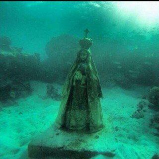 Profile Picture of Elys Garcia (@mariarufina55) on Twitter