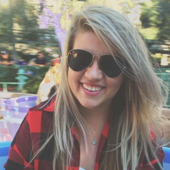 Profile Picture of Katy Feiling (@kfeiling1) on Poshmark