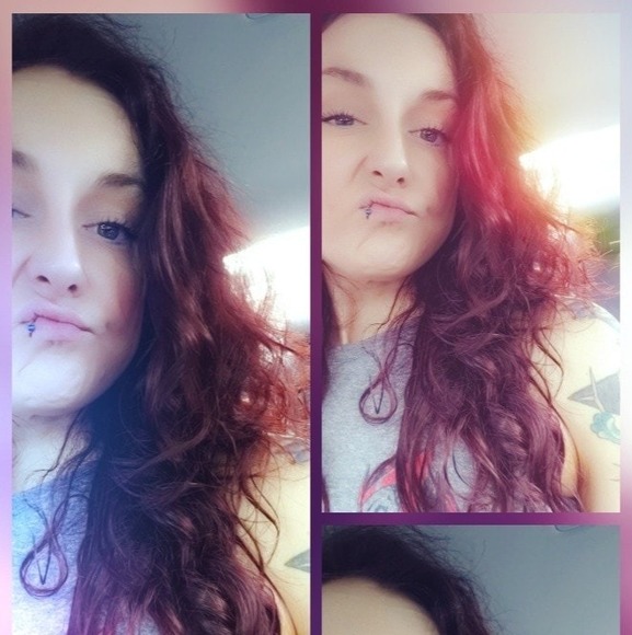 Profile Picture of Jessica Bailey (@jeshicuh_x3) on Poshmark