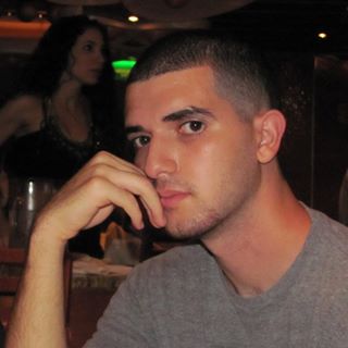 Profile Picture of Alex Davidian (@alex.davidian) on Facebook