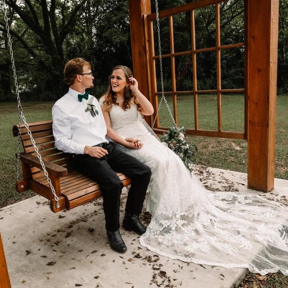 Profile Picture of Natilee Dunser (@natilee_marie14) on Poshmark