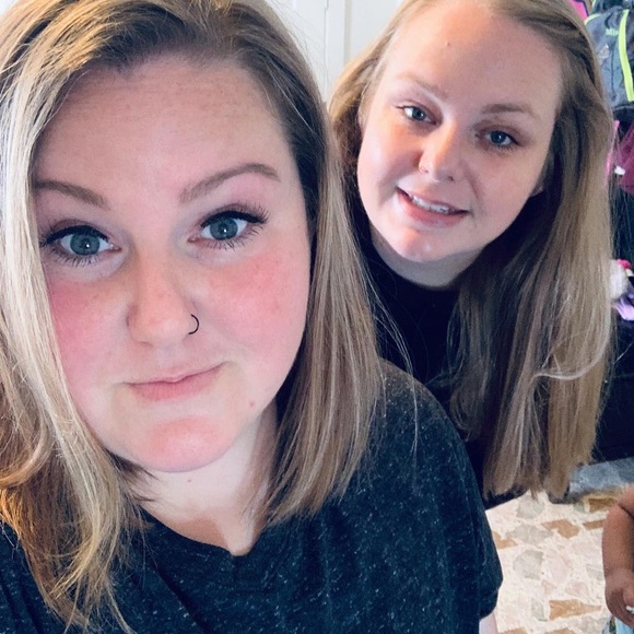 Profile Picture of Misty Allen (@mistyalle2017) on Poshmark