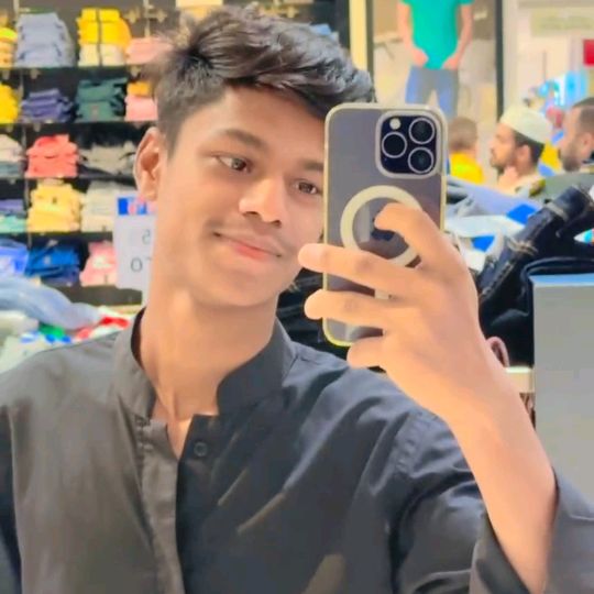Profile Picture of AKASH CHOWDHURY (@akash1chowdhury) on Tiktok