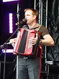 Profile Picture of Darren Holden (musician)on Wikipedia
