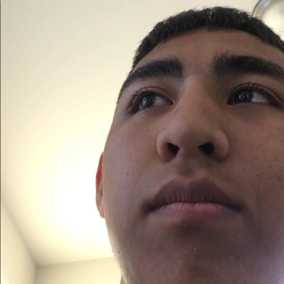 Profile Picture of Matthew Cereno (@urmom100) on Poshmark