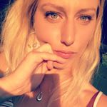 Profile Picture of Jen_Portrait_🎨 (@jen_portrait_) on Instagram