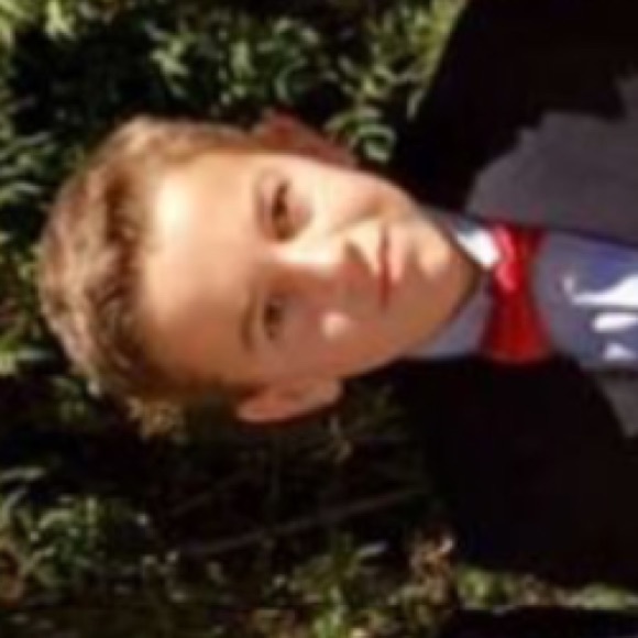 Ian Gallagher - Poshmark Profile Picture of Ian Gallagher (@gallie123) on Poshmark