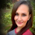 Profile Picture of Mandy Chadwick (@mandyraylyn) on Instagram