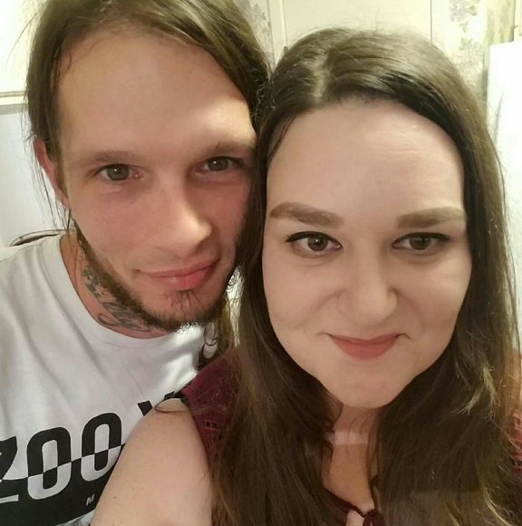 Profile Picture of Kelly Thwing (@kellythwing) on Poshmark